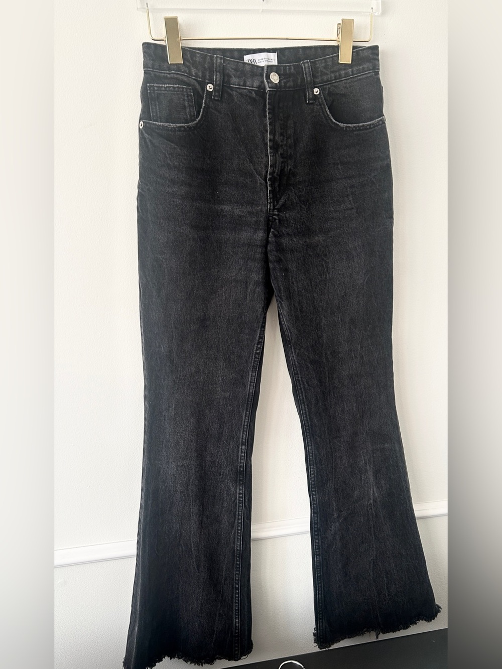 ZARA Denim Washed Black High-Waisted Flare Women’s Jeans • Size 28